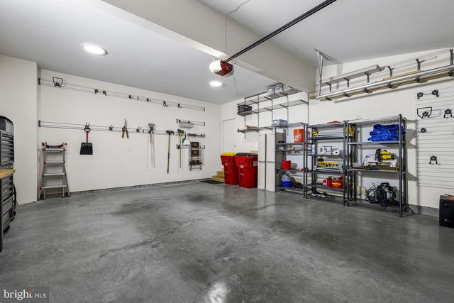 192 MATCHBOX CT, Ranson, WV 25438