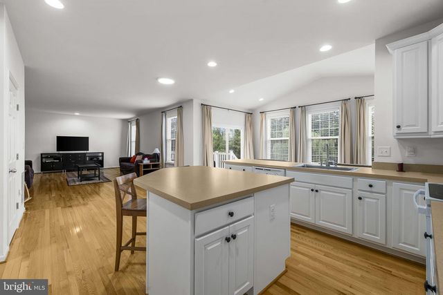 192 MATCHBOX CT, Ranson, WV 25438