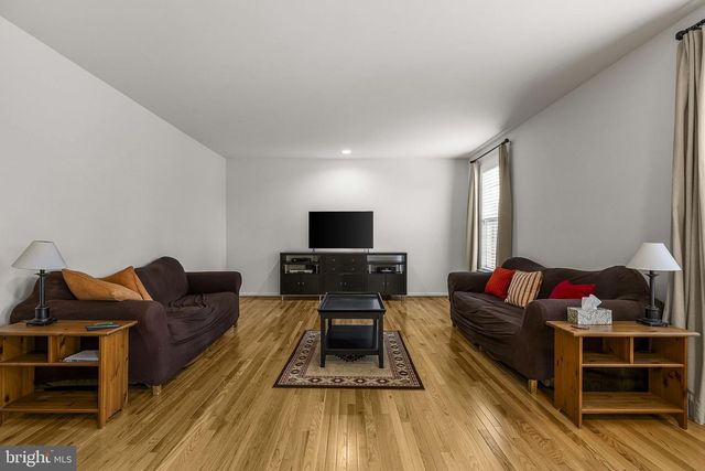 192 MATCHBOX CT, Ranson, WV 25438