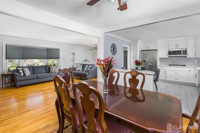 7 Vauxhall Road, East Brunswick, NJ 08816