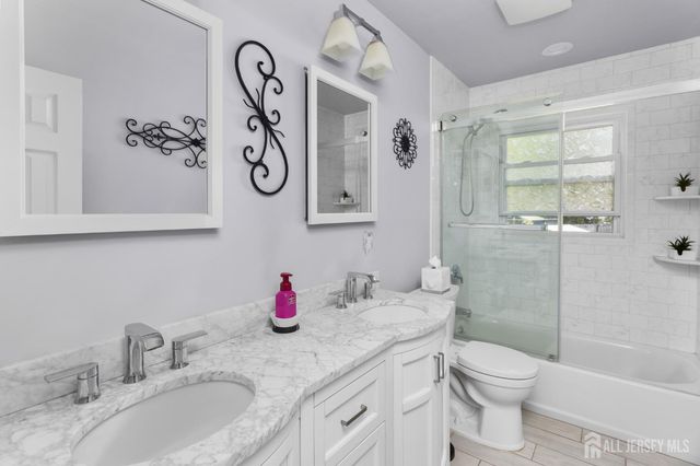 7 Vauxhall Road, East Brunswick, NJ 08816