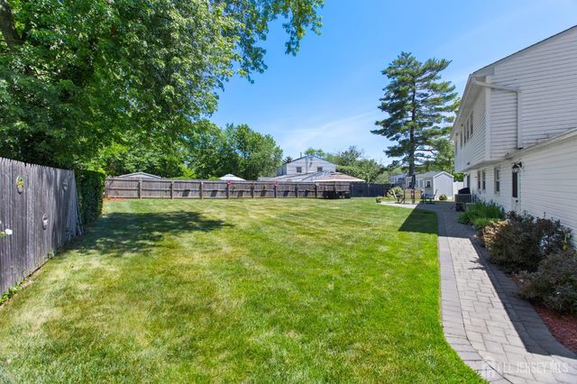 7 Vauxhall Road, East Brunswick, NJ 08816