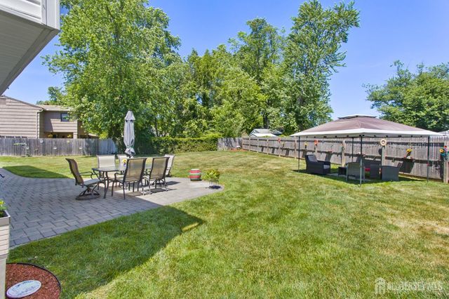 7 Vauxhall Road, East Brunswick, NJ 08816