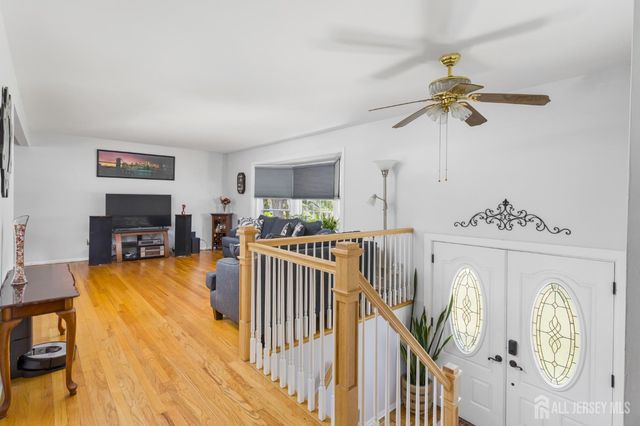 7 Vauxhall Road, East Brunswick, NJ 08816