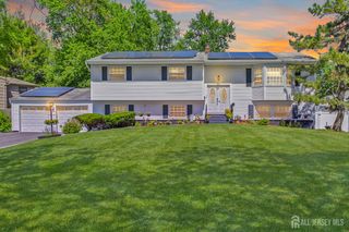7 Vauxhall Road, East Brunswick, NJ 08816