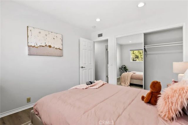 10000 Amestoy Avenue, Northridge, CA 91325