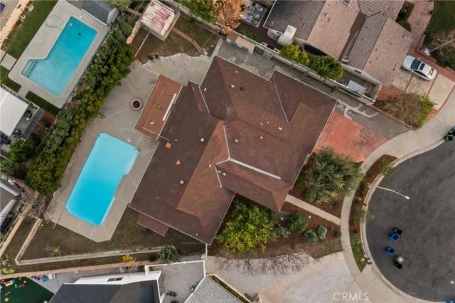 10000 Amestoy Avenue, Northridge, CA 91325