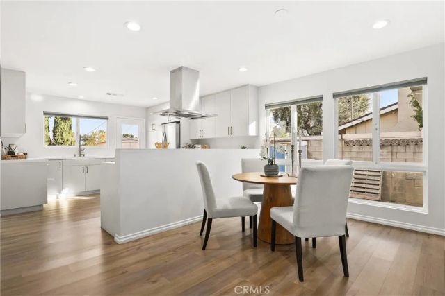 10000 Amestoy Avenue, Northridge, CA 91325