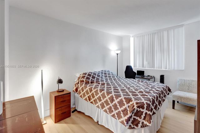 7501 E Treasure Dr 9EF, North Bay Village, FL 33141