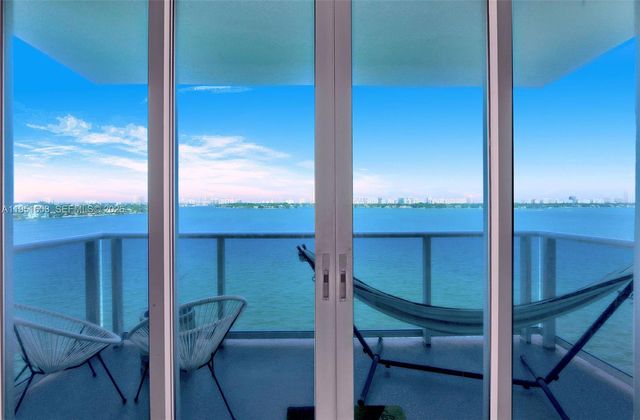 7501 E Treasure Dr 9EF, North Bay Village, FL 33141