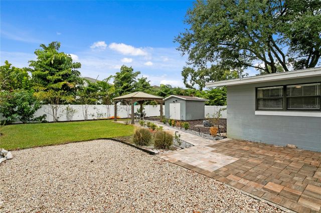 2407 S LOIS AVENUE, Tampa, FL 33629