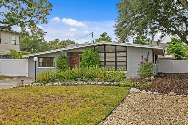 2407 S LOIS AVENUE, Tampa, FL 33629