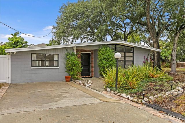 2407 S LOIS AVENUE, Tampa, FL 33629