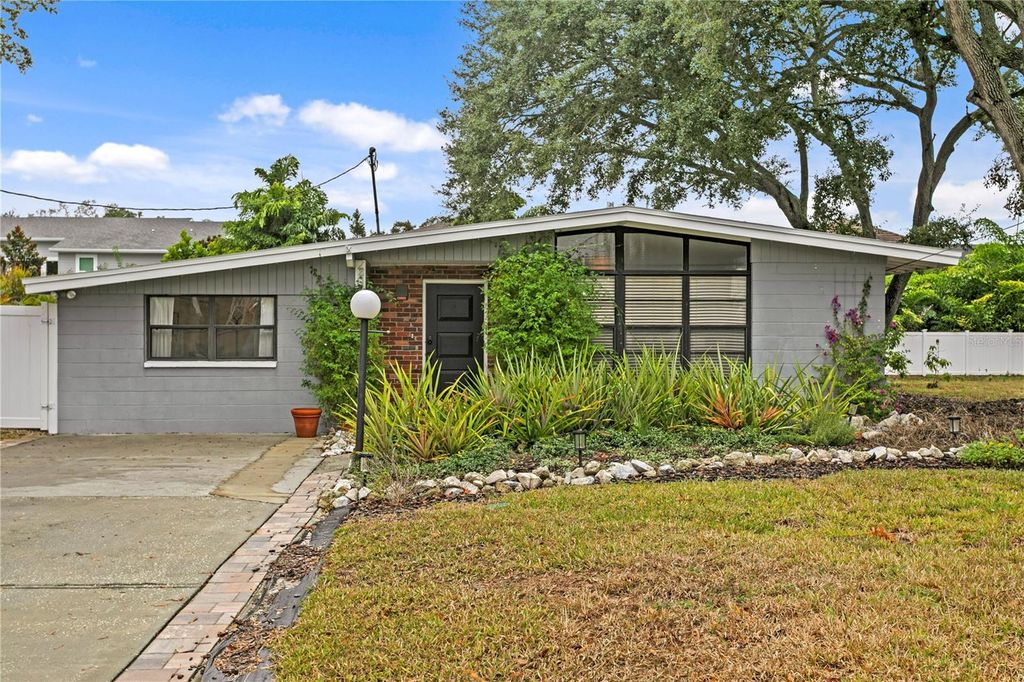 2407 S LOIS AVENUE, Tampa, FL 33629