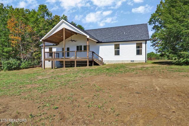149 Falling Leaf Rd Rd, Jamestown, TN 38556