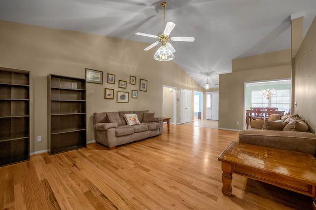 2800 Belle Haven Place, Lexington, KY 40511