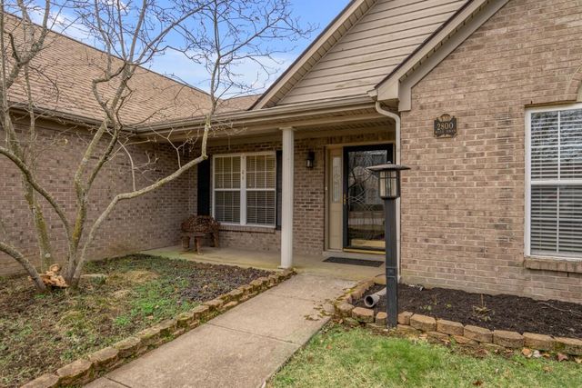 2800 Belle Haven Place, Lexington, KY 40511
