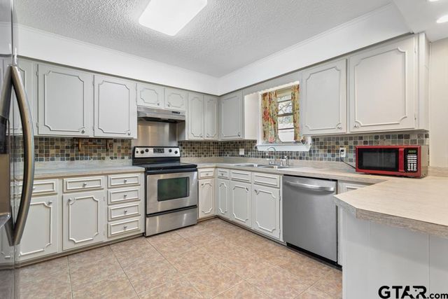 6772 FM 2494, Athens, TX 75751