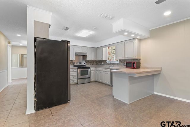 6772 FM 2494, Athens, TX 75751