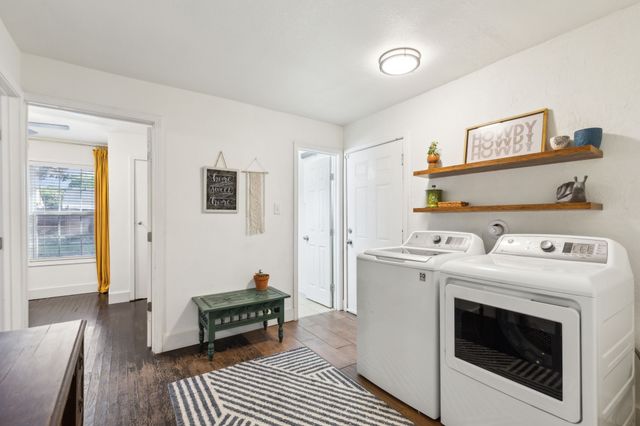 3202 Aster Street, Dallas, TX 75211