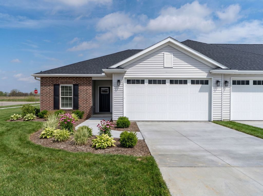 38 FRANK Court, Leclaire, IA 52753