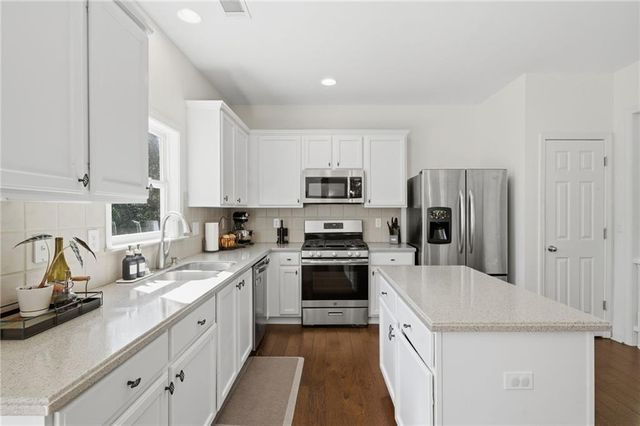 421 Pine Log Court, Canton, GA 30115