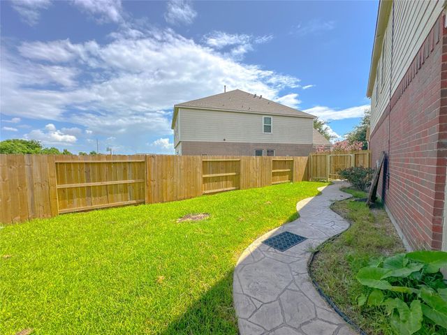 14819 Grove Canyon Court, Houston, TX 77049
