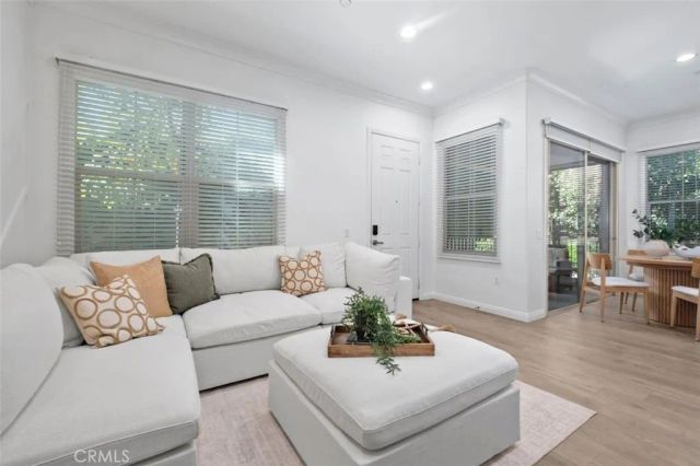 102 Capricorn, Irvine, CA 92618