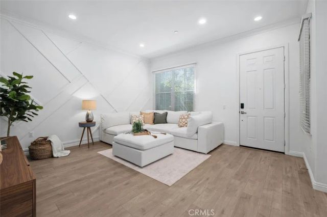 102 Capricorn, Irvine, CA 92618