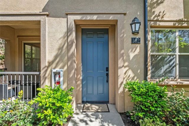 102 Capricorn, Irvine, CA 92618