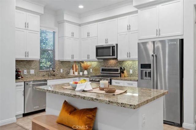 102 Capricorn, Irvine, CA 92618