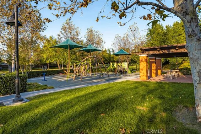 102 Capricorn, Irvine, CA 92618