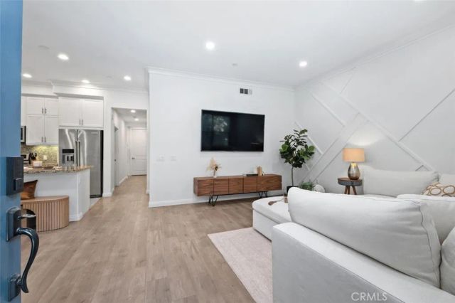 102 Capricorn, Irvine, CA 92618