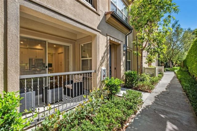 102 Capricorn, Irvine, CA 92618