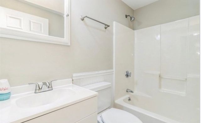 859 Pleasant, Canton, MA 02021