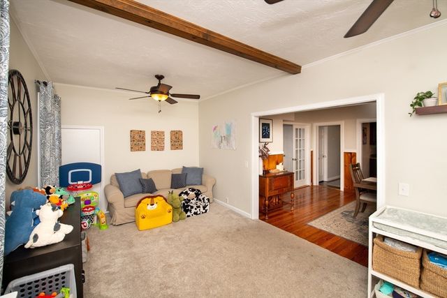 4 Star Ave, Middleboro, MA 02346