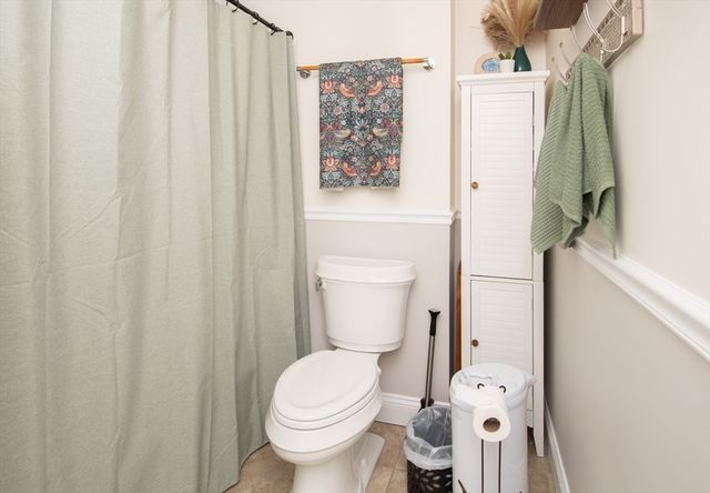 4 Star Ave, Middleboro, MA 02346