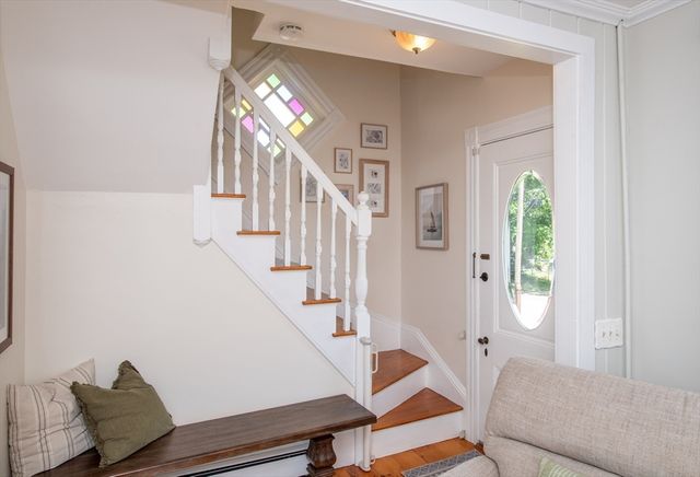 4 Star Ave, Middleboro, MA 02346