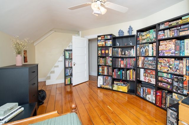 4 Star Ave, Middleboro, MA 02346