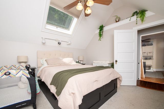 4 Star Ave, Middleboro, MA 02346