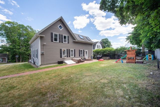 4 Star Ave, Middleboro, MA 02346