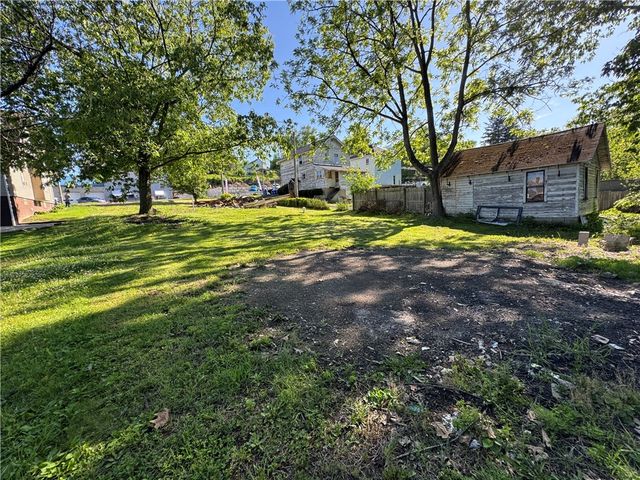 393 N Gallatin Ave, North Union Twp, PA 15401