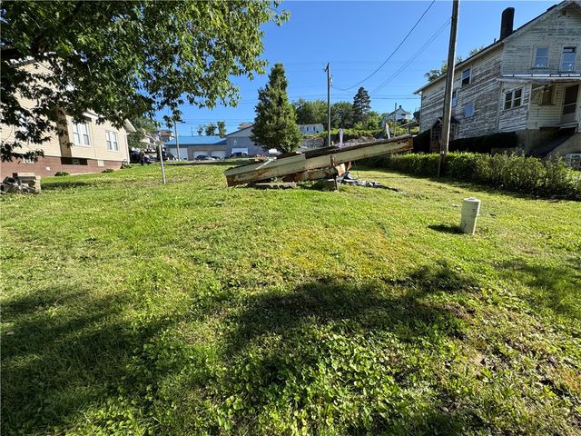393 N Gallatin Ave, North Union Twp, PA 15401