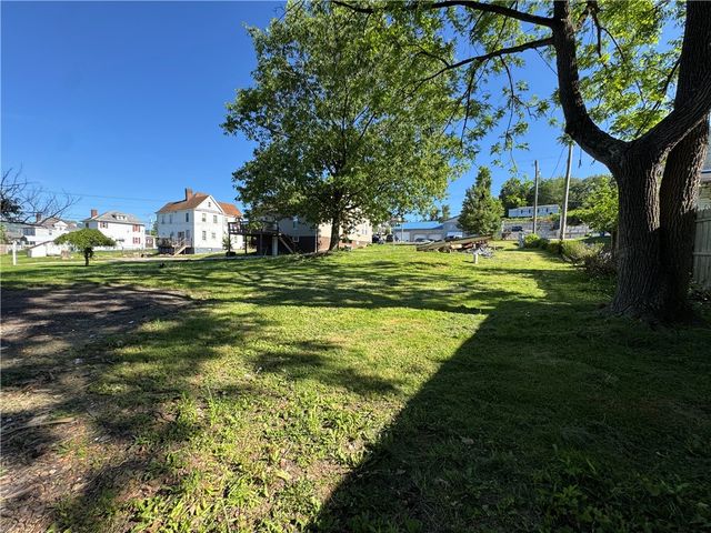 393 N Gallatin Ave, North Union Twp, PA 15401
