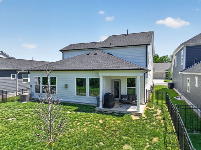1137 Linn Cove Ct, Gallatin, TN 37066