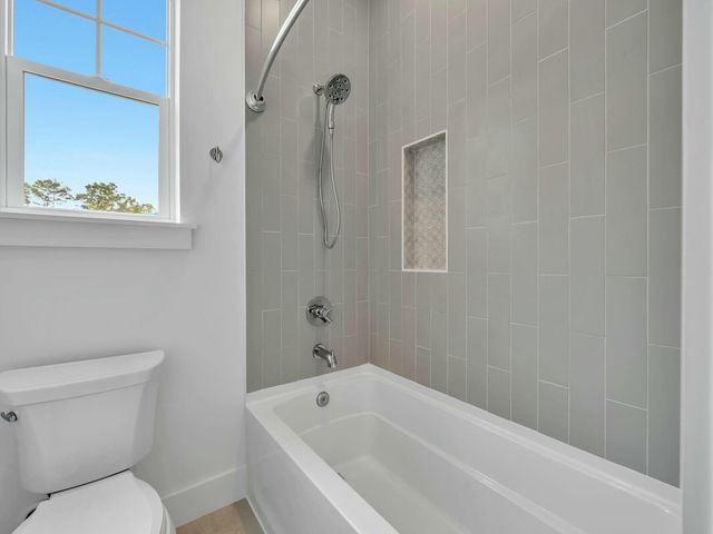 311 Sweet Basil Lane, Niceville, FL 32578