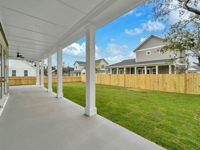 311 Sweet Basil Lane, Niceville, FL 32578