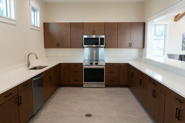 311 Sweet Basil Lane, Niceville, FL 32578