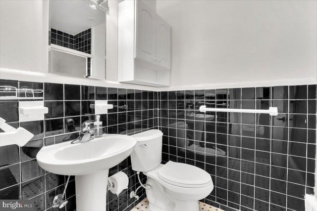 1903 KIRBY RD, Mclean, VA 22101