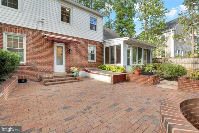 1903 KIRBY RD, Mclean, VA 22101